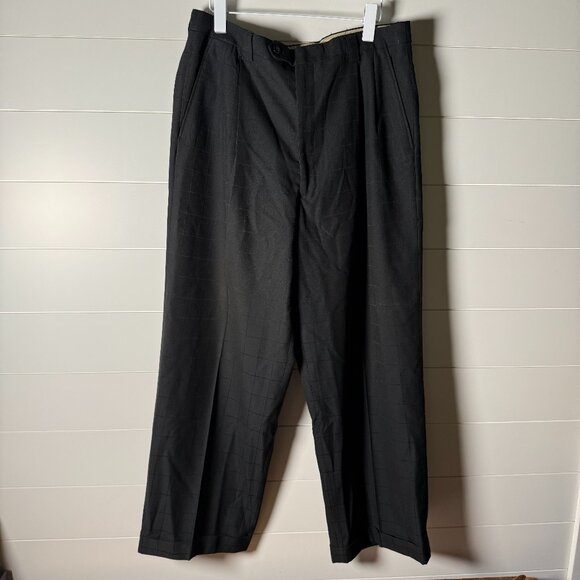 Vicci Uomo Suit Black Window Pane 4 Button Jacket & Pants Cuffed Hem Sz 42L/35W - Picture 13 of 15